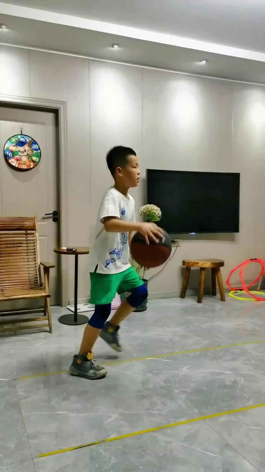 哪里能找到最新的篮球训练和发展策略_2